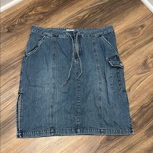 LONDONJEAN Dark Blue Denim Mini Skirt with Utility Pocket